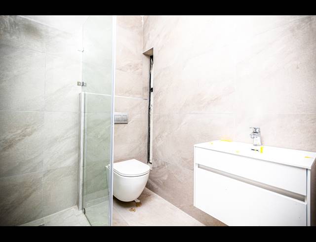 4 BEDROOM FREEHOLD FOR SALE IN SANDOWN